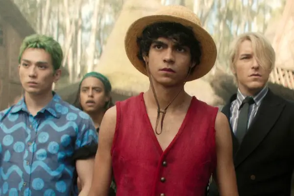 Mackenyu Arata as Roronoa Zoro, Jacob Romero Gibson as Usopp, Iñaki Godoy as Monkey D Luffy and Taz Skylar as Sanji in One Piece looking ready for action