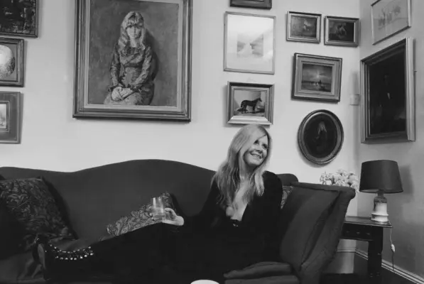 Cooper photographed forBDin 1971 at her home.