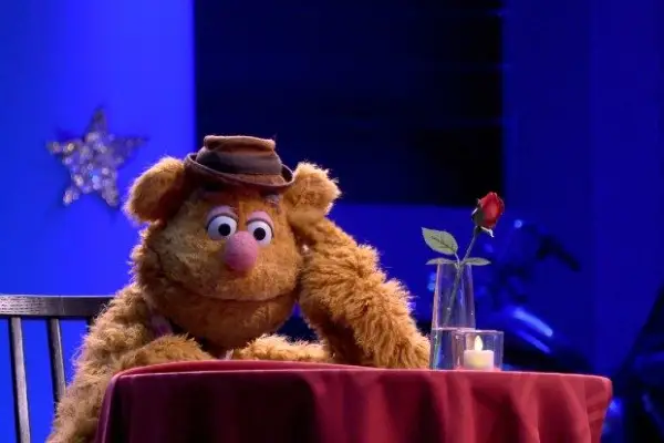 Fozzie Bear in Muppets Now on Disney Plus