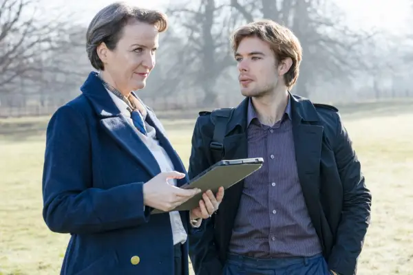 Anna Behne and Charloe Hamblett star in Ghosts