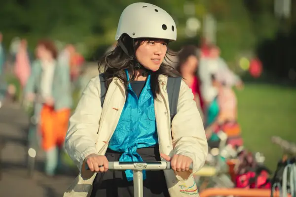 Thaddea Graham as Sarah 