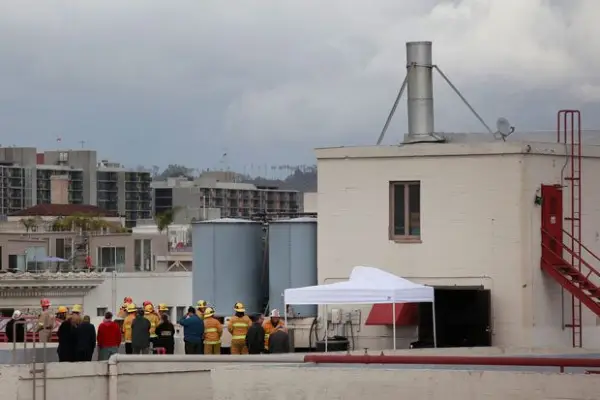 세실 호텔에서 무슨 일이 일어났나요? 역사 설명