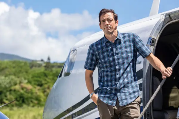 Ralf Little de Death in Paradise partage son soutien à son remplaçant Don Gilet