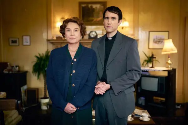 Rezension zu „Murder Before Evensong“: Grantchester trifft Agatha Christie in diesem gemütlichen Krimidrama