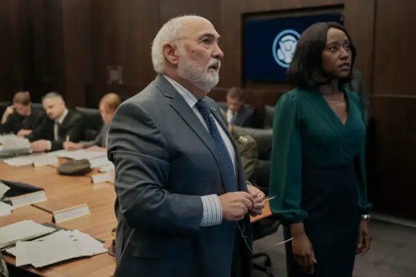 Miguel Sandoval as Miguel Ganon and Nana Mensah as Billie Appiah in The Diplomat.