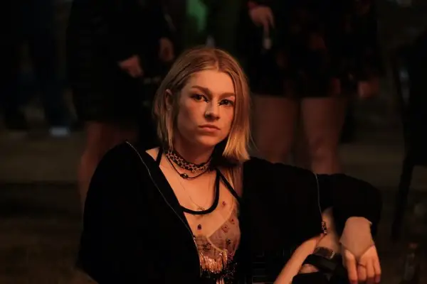 Hunter Schafer as Jules in Euphoria