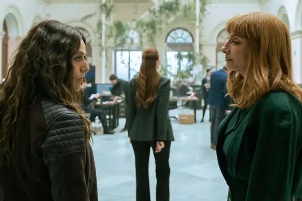 Raquell Murillo and Alicia Sierra having a conversation in Money Heist: Berlin