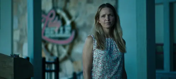Jordana Spiro as Rachel Garrison in Ozark
