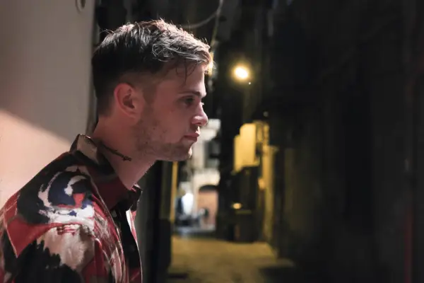 Leo Woodall as Jack in The White Lotus