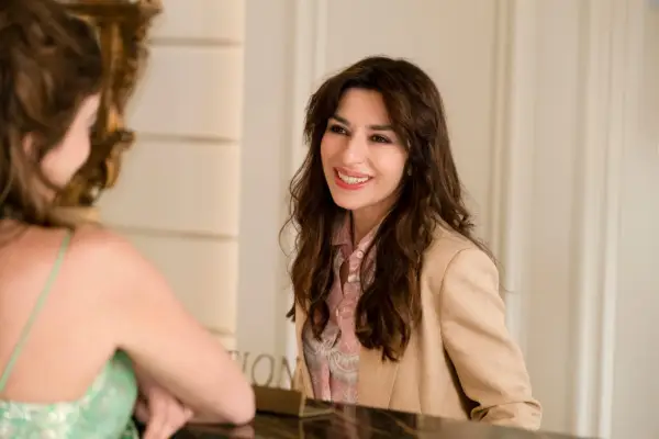 Sabrina Impacciatore as Valentina in The White Lotus