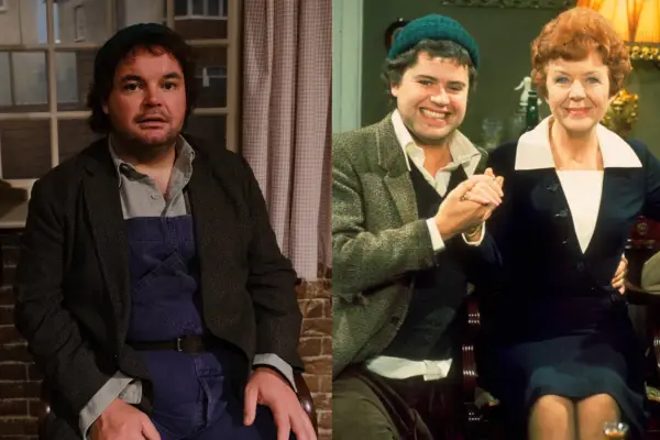 Lloyd Griffith plays Paul Henry / Paul Henry and Noele Gordon on the set of Crossroads