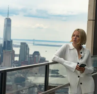 Annabelle Dexter-Jones as Naomi Pierce in Succession.