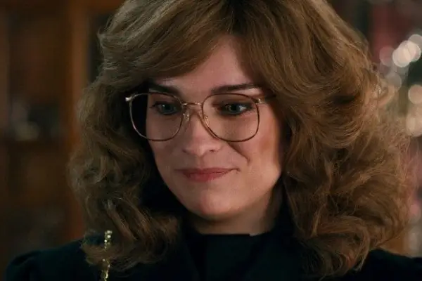 Annie Murphy in Russian Doll season 2