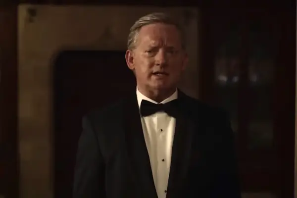 Douglas Henshall in Who is Erin Carter? wearing a tuxedo