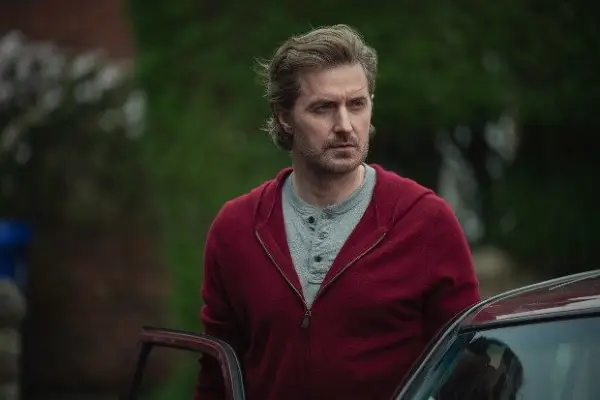 Richard Armitage in Stay Close