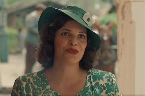 Marina Aslanoglou plays Spiro