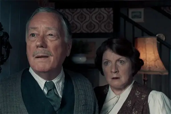 Felicity Montagu and Jeff Rawle play Prue and Geoffrey in The DUrrells