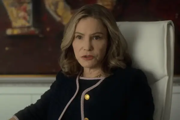 Joe Keery as Gator Tillman in Fargo with a cap on backwards