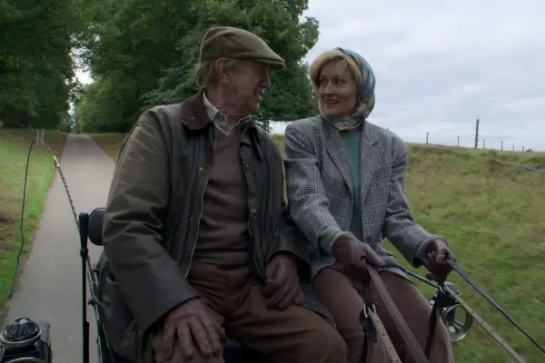 Jonathan Pryce as Prince Phillip and Natascha McElhone as Penny Knatchbull in The Crown season 5