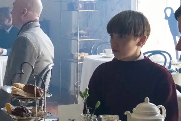 Eryk Biedunkiewicz as Jan Tomaszeski in World on Fire