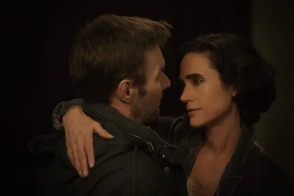 Joel Edgerton and Jennifer Connelly in Dark Matter. They