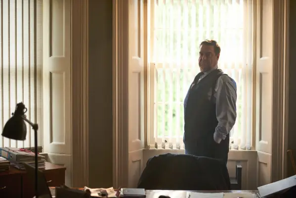 르완다, 대량 학살 및 ICC: Hugo Blick이 Black Earth Rising의 실제 이야기를 설명합니다