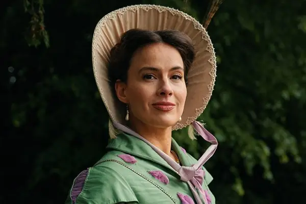 Sophie Winkleman plays Lady Susan in Sanditon