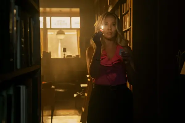 Anna Camp as Maddie Lockwood in You.