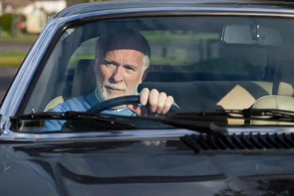 Ian McElhinney in The Outlaws