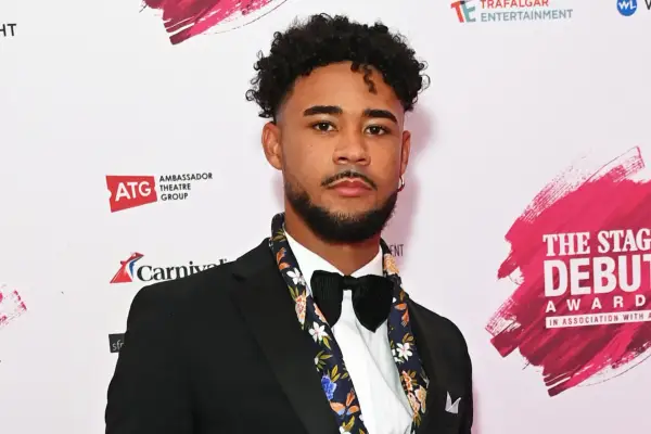 하트스토퍼, 시즌 3에 마이클 홀든 캐스팅 확정