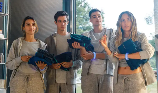 Diego Garisa as Ibón (centre left) with Amaia Aberasturi as Zoa, Tomy Aguilera as Charly and Belinda as África in Welcome to Eden.