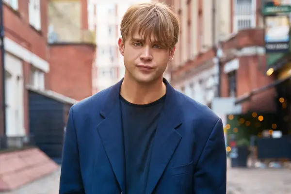 Obsada One Day: Poznaj bohaterów serialu Netflix