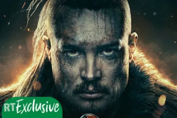 La star di Seven Kings Must Die sulla differenza di età di Uhtred: Gli scherzi sono un gioco leale