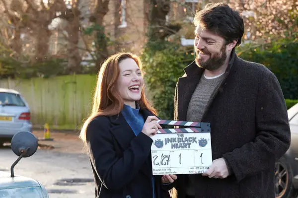 Strike-stjärnor börjar filma säsong 6: The Ink Black Heart