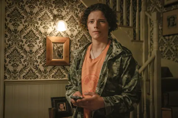 Louis Oliver as Ben Watling in Inside Man.