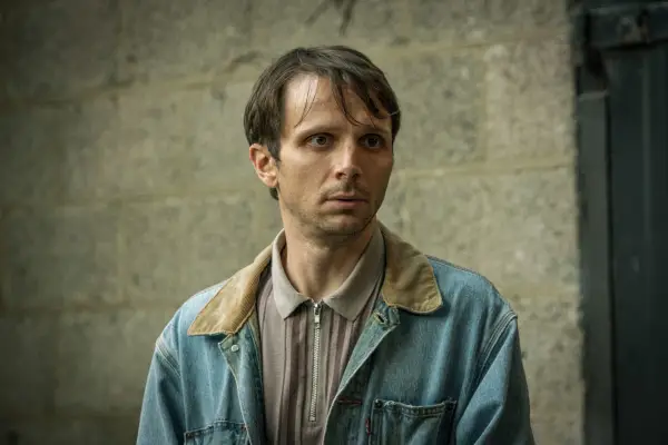 Mark Quartley as Edgar Hopperwood in Inside Man.