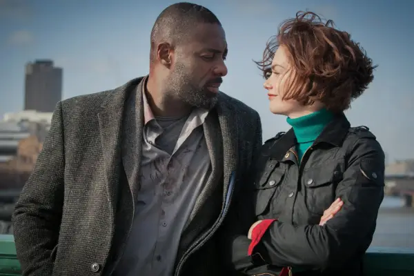 Luther kommer ikke tilbake som en serie – men skaperen erter spin-off håp om ikoniske krimserier