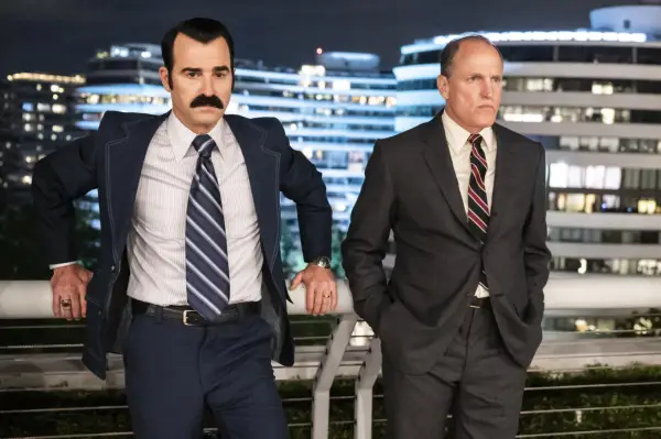 Justin Theroux as G Gordon Liddy & Woody Harrelson as E Howard Hunt in White House Plumbers