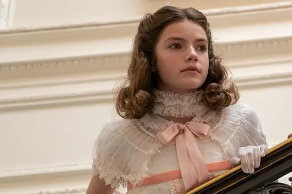 Hannah New as Lady Tilley Arnold in episode 303 of Bridgerton in a blue dress.