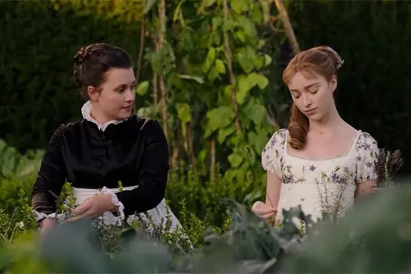 Molly McGlynn plays Daphne