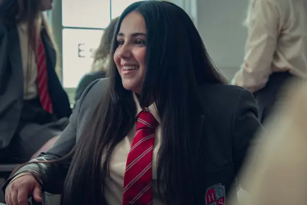 Leila Khan plays Sahar in Heartstopper