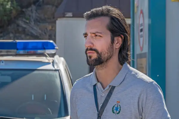 Javier Taboada as Blas in Frauds