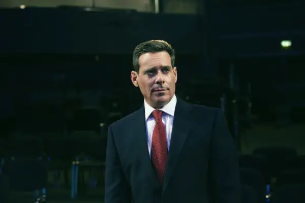 Slow Horses-stjernen erter fremtidsplanene for Claude Whelan etter dramatiske vendinger i sesong 5