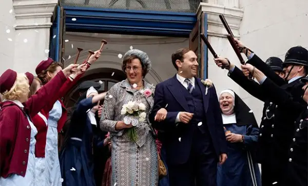 Miranda Harts mand på skærmen, Ben Caplan, er 'sikker på', at Chummy vender tilbage til Call the Jordemoder