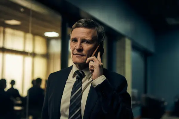 Damon Herriman in The Tourist