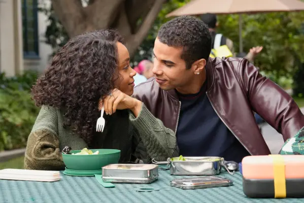 Mia (Rachel Hilson), and Andrew (Mason Gooding)