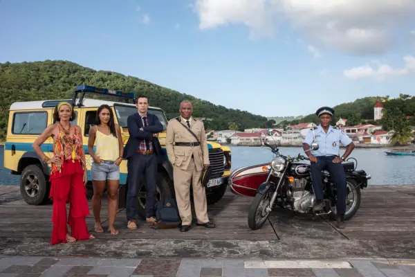 Historia muzyki do Death in Paradise – i nowa wersja piosenki przewodniej
