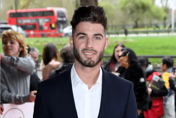 Kas ir Džošs Ričijs? Mīlestības sala: All Stars 2024 dalībnieks