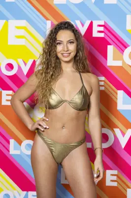 Eva Zapico Love Island