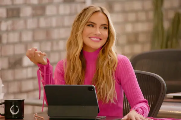 Wie is Chrisshell Stause? Verkoop van Sunset-ster die getrouwd is met G Flip